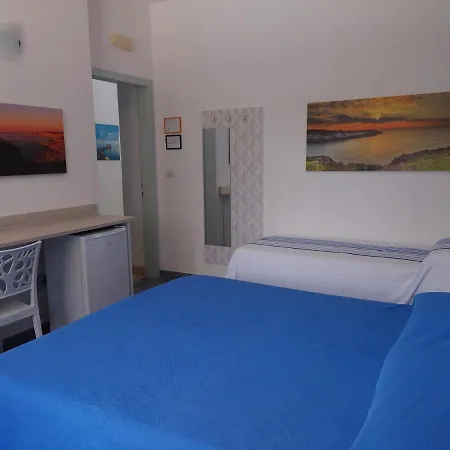 Bed&breakfast Delfino Blu-2